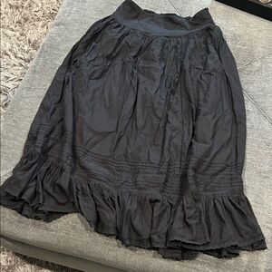 American Eagle. Black Women's Ruffled Midi Skirt